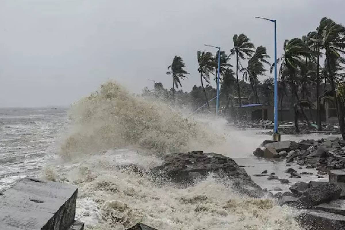 நாடு முழுவதும் பலத்த காற்று எச்சரிக்கை ; மக்கள் அவதானமாக இருக்குமாறு அறிவுரை | Strong Wind Warning Issued Across The Country