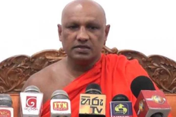 எல்லைமீறும் சர்வதேசம்! இருண்ட யுகத்தை நோக்கி நகரும் இலங்கை - தேரர் எச்சரிக்கை