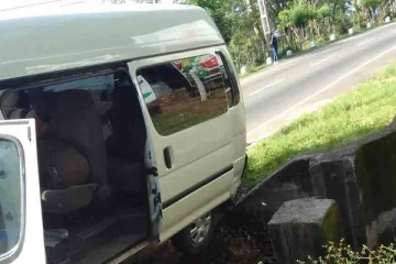 சாரதியின் தூக்க கலக்கத்தால் ஐவருக்கு நேர்ந்த கதி