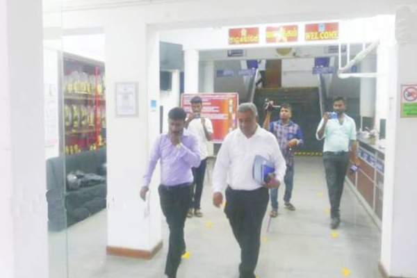 யாழில் இரு வாரங்களில் 80 ஏக்கர் காணிவிடுவிப்பு! இடம்பெற்ற முக்கிய பேச்சு வார்த்தை | 80 Acres Of Land Cleared In Two Weeks In Jaffna
