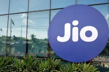 முகேஷ் அம்பானியின் Jio IPO... முதல் சில மணி நேரத்திலேயே படைக்கப்பட்ட சாதனை