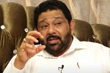 ஆட்சிக்கு வந்து மூன்று வருடமாகியும் அரசு இங்கே முழுக்க முழுக்க பிச்சை எடுக்கிறது: அசாத் சாலி (Video)