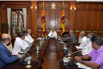 தமிழருக்கான தீர்வு பைத்தியக்காரத்தனம் - 65 வருட பிரச்சினை 52 நாட்களில் தீருமா!