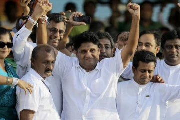 பரபரப்பை ஏற்படுத்தியுள்ள சம்பிக்க - சூடுபிடிக்கும் கொழும்பு அரசியல்