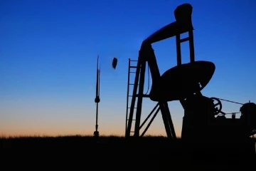 බොර තෙල් මිල ඉහළට