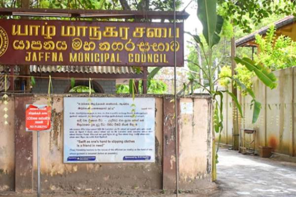 யாழ். மாநகர சபையில் தீயணைப்பு வாகனம் இல்லை: முத்துக்குமார் உதயசிறி குற்றச்சாட்டு | Warning Issued By City Councilor Udayasiri