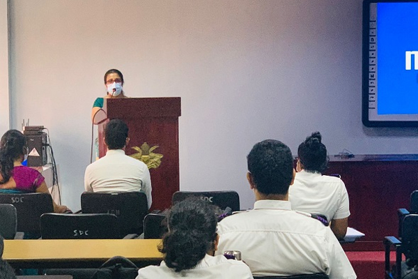 விரிவுரையாளர்கள் வெற்றிடங்களை நிரப்புவதற்கு அமைச்சரவின் முடிவு! | Minister S Decision To Fill For Lecturers