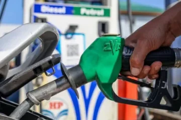 මැද පෙරදිග යළි උණුසුම් කරමින් ලෝක තෙල් මිල නැවතත් අහස උසට යයි - ගිනි ගණන් යන නවතම තෙල් මිල මෙන්න
