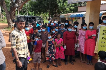 ஏ9 வீதியின் இரு புறங்களிலும் கழிவகற்றும் பணி முன்னெடுப்பு