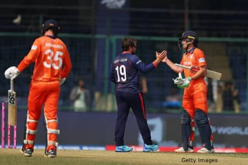 டி20 உலகக்கிண்ணம்: நமீபியாவை சூறையாடிய நெதர்லாந்து அணி..லீட் ருத்ர தாண்டவம்