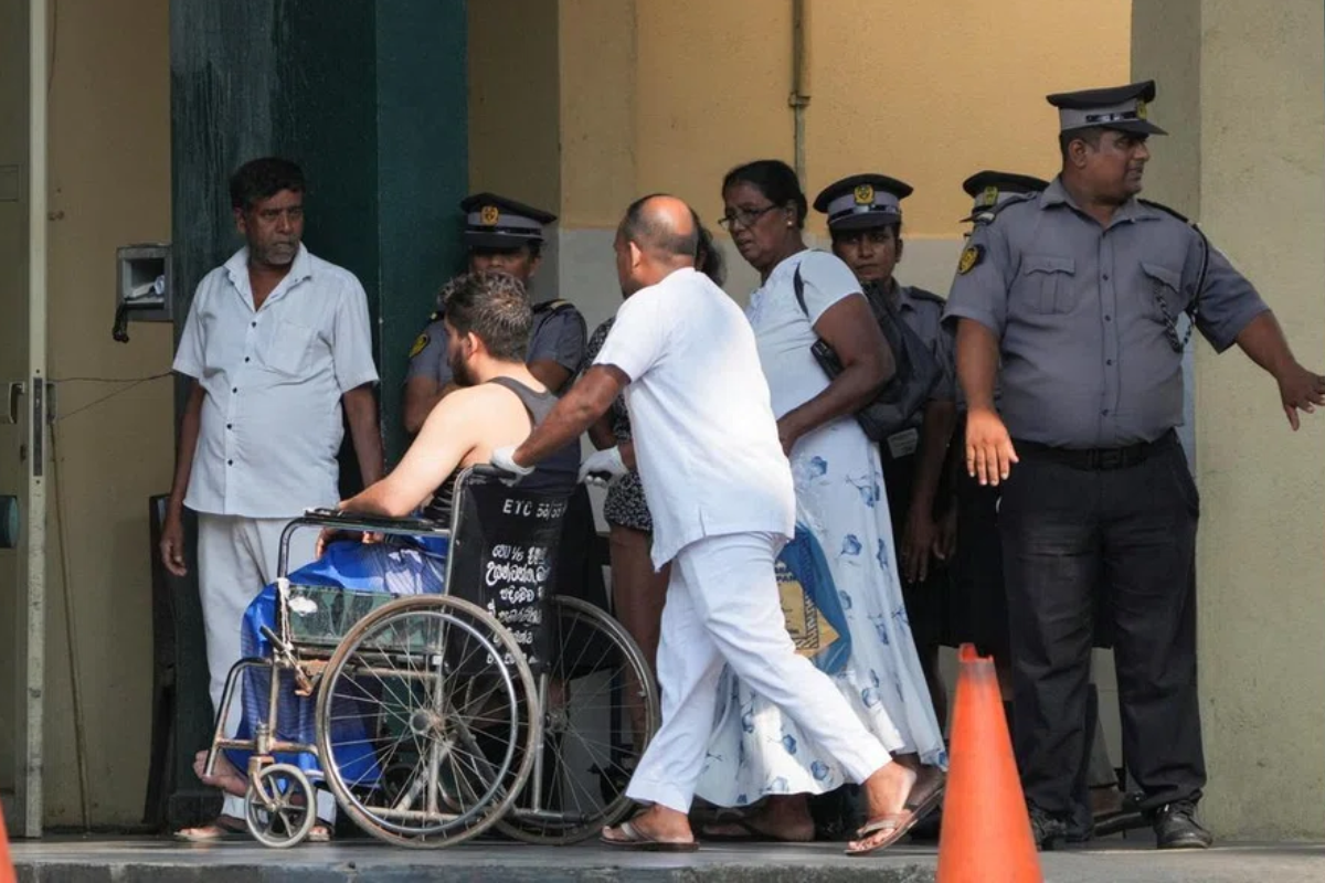 ஈரானிய போர்க்கப்பலை சேர்ந்தவர்களின் உடல்கள்! தீவிர தேடல் பணியில் இலங்கை கடற்படையினர் | Sri Lanka Navy Corrects Statement Iran Ship