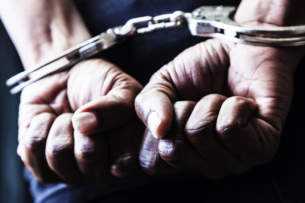 புதையல் தோண்ட முயன்ற 3 சந்தேகநபர்கள் கைது! | Three Suspects Arrested In Bulathsinhala