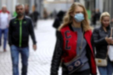 நெதர்லாந்தில் 13 நபர்களுக்கு ஒமிக்ரோன் வைரஸ் கண்டறியப்பட்டுள்ளது