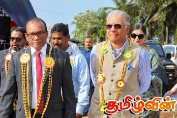 முல்லைத்தீவில் இந்திய அரசாங்கத்தின் உதவியின் கீழ் நிர்மாணிக்கப்பட்ட 'சந்திரன் கிராமம்' வீடு கையளிப்பு