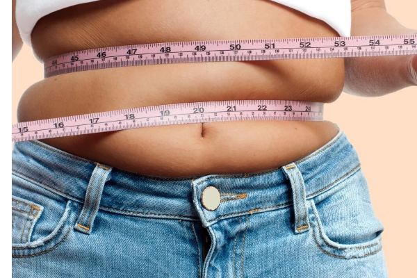 வெந்நீருடன் இதை ஒரு சொட்டு விட்டு தினமும் வெறும் வயிற்றில் குடிங்க....எடையை சட்டுனு குறைக்கலாம்! | Honey With Warm Water Weight Loss