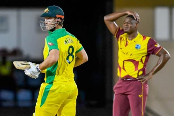 இந்த வருசத்தோட ‘த்ரில்’ மேட்ச் இதுதான்..! இறுதி ஓவரில் ஏற்பட்ட அதிரடி திருப்பம்... தீயாய் பரவும் வீடியோ