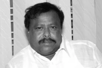 அமைதி பேரணியில் பங்கேற்ற கவுன்சிலர் மயங்கி விழுந்து மரணம்