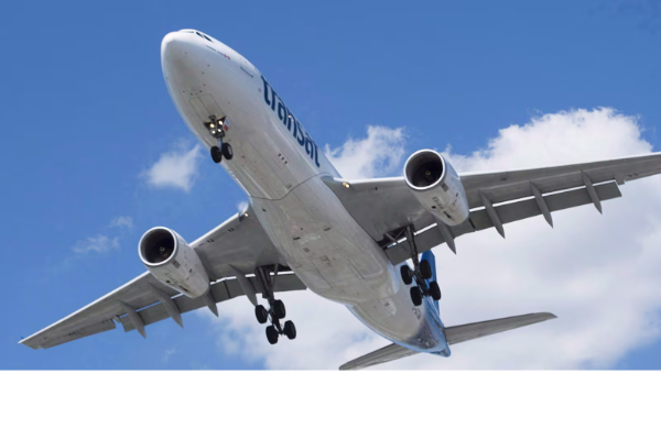 கனடாவில் விமான பயணிகளின் கவனத்திற்கு | Air Transat Continues Suspending Flights கனடாவில் விமான பயணிகளின் கவனத்திற்கு | Air Transat Continues Suspending Flights