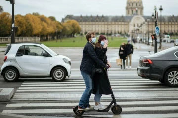 பிரான்சில் மின்சாரத்தால் இயங்கும் ஸ்கூட்டர் மோதி இளம்பெண் பலி: விடுக்கப்பட்டுள்ள எச்சரிக்கை