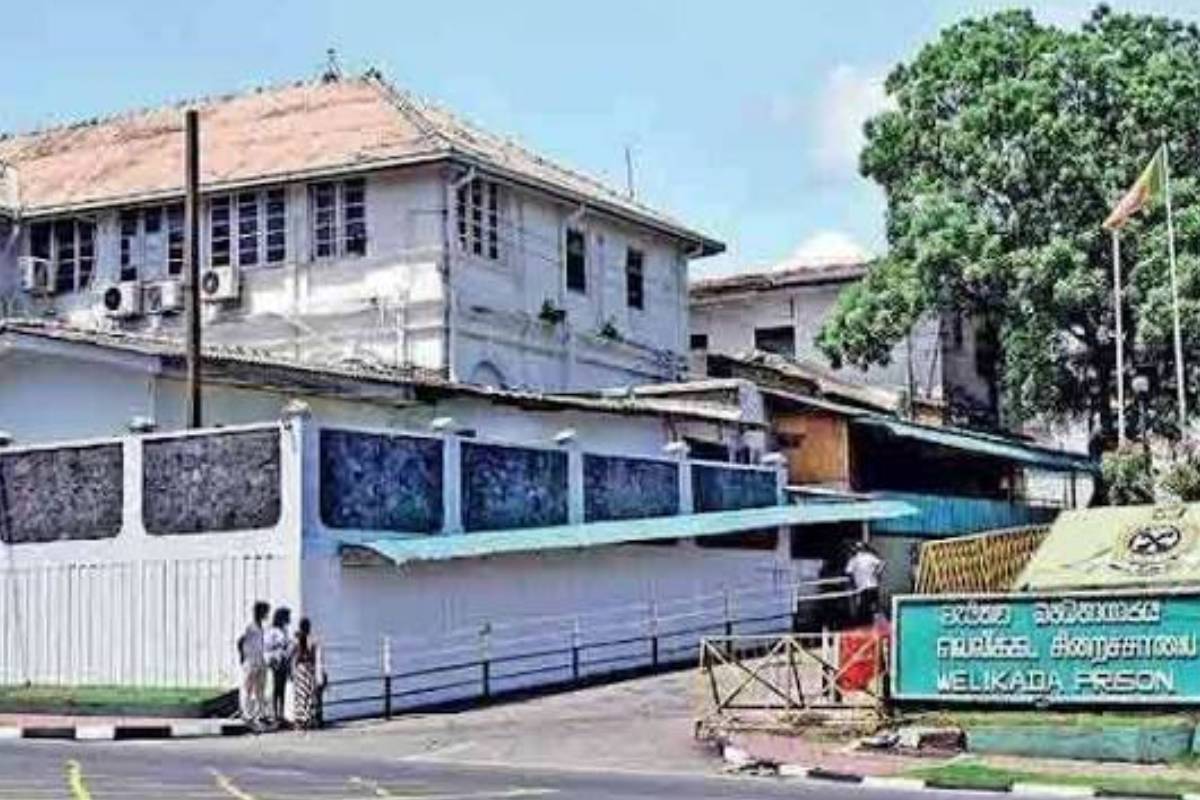 கடூழிய சிறைத்தண்டனை விதிக்கப்பட்ட பியங்கர ஜெயரத்னவின் தற்போதைய நிலை! அரசாங்கம் செலவிடும் பணம் | Pratna Riyankara Jayasentencsed Walikada Prison கடூழிய சிறைத்தண்டனை விதிக்கப்பட்ட பியங்கர ஜெயரத்னவின் தற்போதைய நிலை! அரசாங்கம் செலவிடும் பணம் | Pratna Riyankara Jayasentencsed Walikada Prison