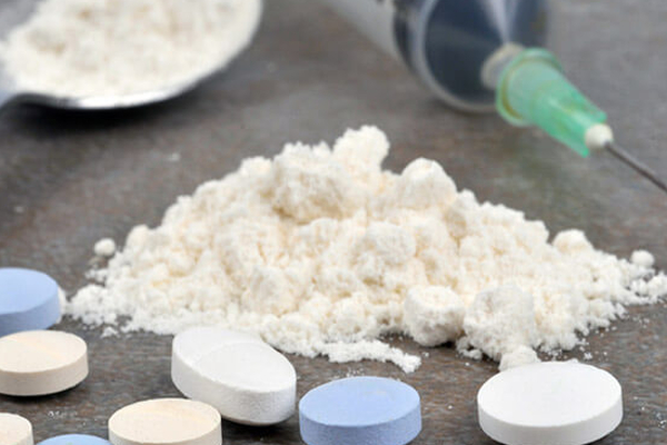யாழில் மாணவர்களை குறிவைக்கும் போதைப் பாக்கு! சிக்கிய ஒருவர்! | Drug Gang Targeting Students In Yali Person