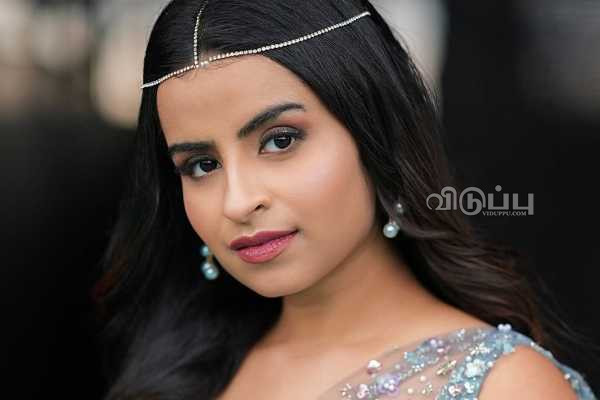 இதுவரை இல்லாத கிளாமர் லுக்கில் சூப்பர் சிங்கர் சிவாங்கி!! புகைப்படம்... | Super Singer Sivaangi Recent Photoshoot