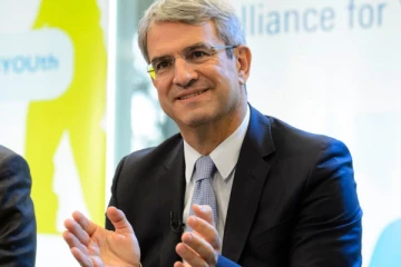 ஊழியரை காதலித்த நெஸ்லே CEO அதிரடி பதவிநீக்கம்