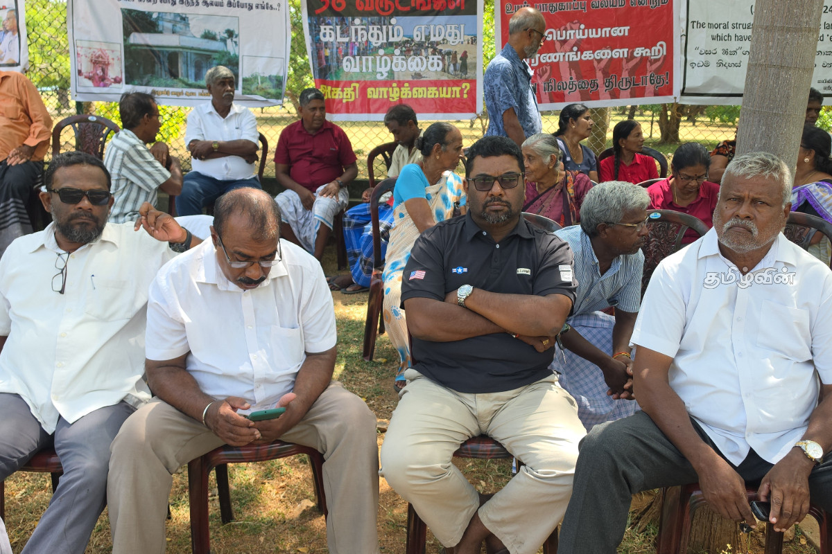 சொந்த மண்ணை மீட்கக் கோரி வலி. வடக்கு மக்கள் 12ஆவது வாரமாக தொடர் போராட்டம் | Protest 12Th Week Restoration Homeland Jaffna சொந்த மண்ணை மீட்கக் கோரி வலி. வடக்கு மக்கள் 12ஆவது வாரமாக தொடர் போராட்டம் | Protest 12Th Week Restoration Homeland Jaffna