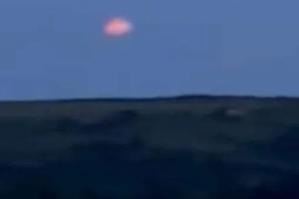 இலங்கை வான் பரப்பில் தோன்றிய மர்மப் பொருள் - வெளியான தகவல் | Unidentified Flying Objects Sl Viral Video