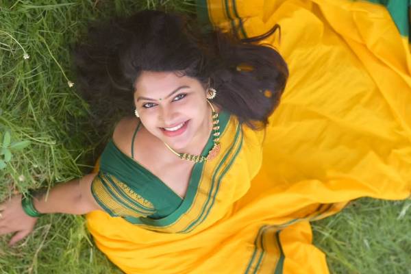 லெகங்கா ஆடையில் க்யூட் லுக்கில் பிக்பாஸ் நடிகை ரச்சிதா மகாலட்சுமி!! புகைப்படங்கள்.. | Biggboss Actress Rachitha Mahalakshmi Recent Photo