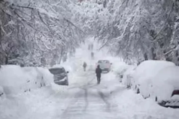 அமெரிக்காவில் 27 மாகாணங்களுக்கு அதி தீவிர பனிப்புயல் எச்சரிக்கை