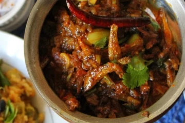 வீடே கம கம வாசணையுடன் நெத்தலி கருவாடு தொக்கு செய்ய தெரியுமா? இந்த பொருள் சேர்த்தால் மட்டும் போதுமாம்..