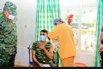 இதுவரை 14 ஆயிரத்துக்கும் மேற்பட்ட இராணுவ வீரர்களுக்கு செலுத்தப்பட்ட தடுப்பூசிகள்! சவேந்திர சில்வா தகவல்