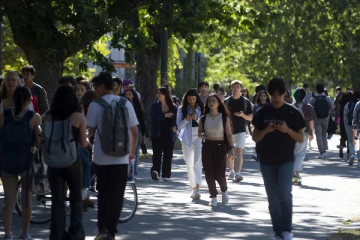 கனடா புலம்பெயர்தல் அமைச்சரிடமிருந்து வெளிநாட்டு மாணவர்களுக்கு ஒரு செய்தி
