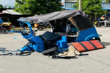 அரசியல்வாதி பயணித்த வாகனத்தால் கணவன் மனைவிக்கு நேர்ந்த துயரம்