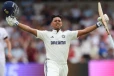 கிரிக்கெட் வரலாற்றில் எந்த ஜாம்பவான்களும் செய்யாத சாதனையை படைத்த ஜெய்ஸ்வால்
