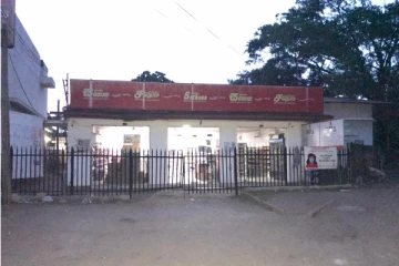 கோவிட் பரவலையடுத்து வவுனியா நகர சதோச கிளை மூடப்பட்டது