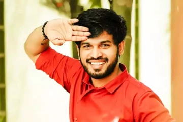 தொகுப்பாளர் ரக்ஷனின் மனைவியை பார்த்துள்ளீர்களா.. அழகிய ஜோடியின் புகைப்படம்