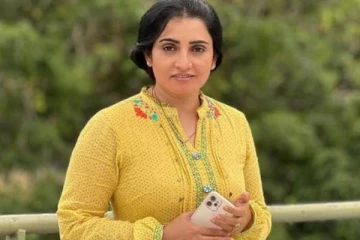 பாண்டியன் ஸ்டோர்ஸ் சீரியல் புகழ் சுஜிதா மாடர்ன் உடை புகைப்படங்கள்