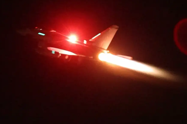 அமெரிக்க இராணுவ ஏவுகணைத் தாக்குதல்களில் 11 பேர் உயிரிழப்பு | 11 Killed In Us Military Missile Strikes Caribbean அமெரிக்க இராணுவ ஏவுகணைத் தாக்குதல்களில் 11 பேர் உயிரிழப்பு | 11 Killed In Us Military Missile Strikes Caribbean