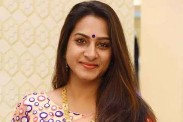 10 வயது குறைவானவரை இரண்டாவது திருமணம் செய்கிறாரா பிரபல நடிகை- அவரே கூறிய தகவல்