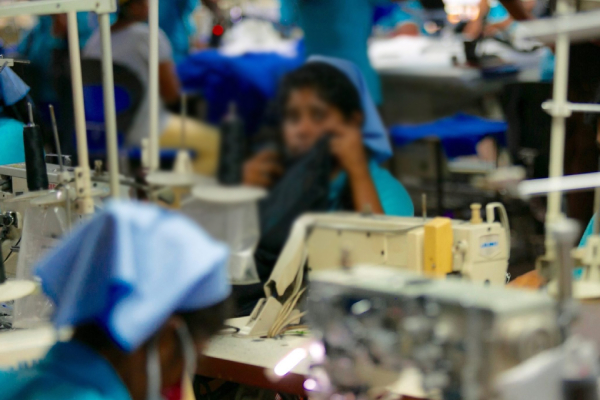 இலங்கை ஆடை உற்பத்தியாளர்களுக்கு பிரித்தானிய சந்தையில் புதிய வாய்ப்பு | Uk Opens Free Market To Sri Lanka Garments