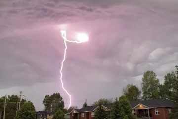 ஒன்றாரியோவில் இடிமின்புயலினால் ஏற்பட்ட பாதிப்பு; விடுக்கப்பட்ட எச்சரிக்கை!