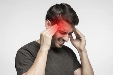 தாங்க முடியாத தலைவலியா?  இதனை எளியமுறையில் போக்க சில பாட்டி வைத்தியம் இதோ!