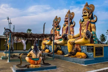 குலதெய்வம் கோவிலுக்கு செல்ல தடையா? காரணம் இதுவாக இருக்கலாம்