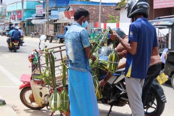 நாட்டில் களைகட்டும் வெள்ளரிப்பழ வியாபாரம்!