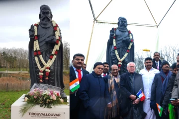 பிரான்ஸ் செர்ஜி நகரில் திருவள்ளுவர் சிலை திறப்பு