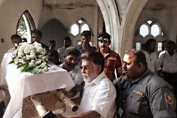 பொரளை மயானத்திற்கு சவப்பெட்டியுடன் சென்ற மேர்வின் சில்வா