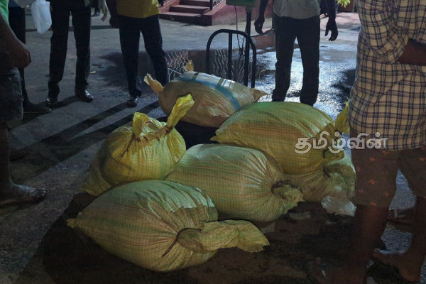 சட்டவிரோதமாக கொண்டுவரப்பட்ட பெருந்தொகை மாட்டிறைச்சி கைப்பற்றல்: வவுனியா மாநகரசபை நடவடிக்கை | Vavuniya Municipal Council Action