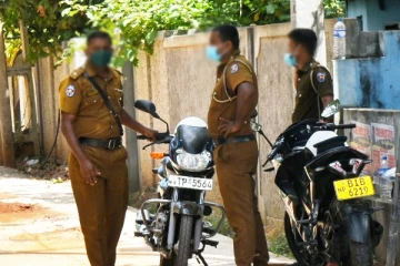 யாழில் பேருந்து நிலையத்தில் தனித்து நின்ற சிறுமியின் வாக்குமூலம்: வசமாக சிக்கிய இரு இளைஞர்கள்